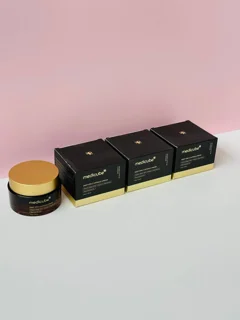 کرم مرطوب کننده کپسولی